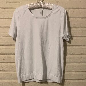 Athleta White Short Sleeve Tee